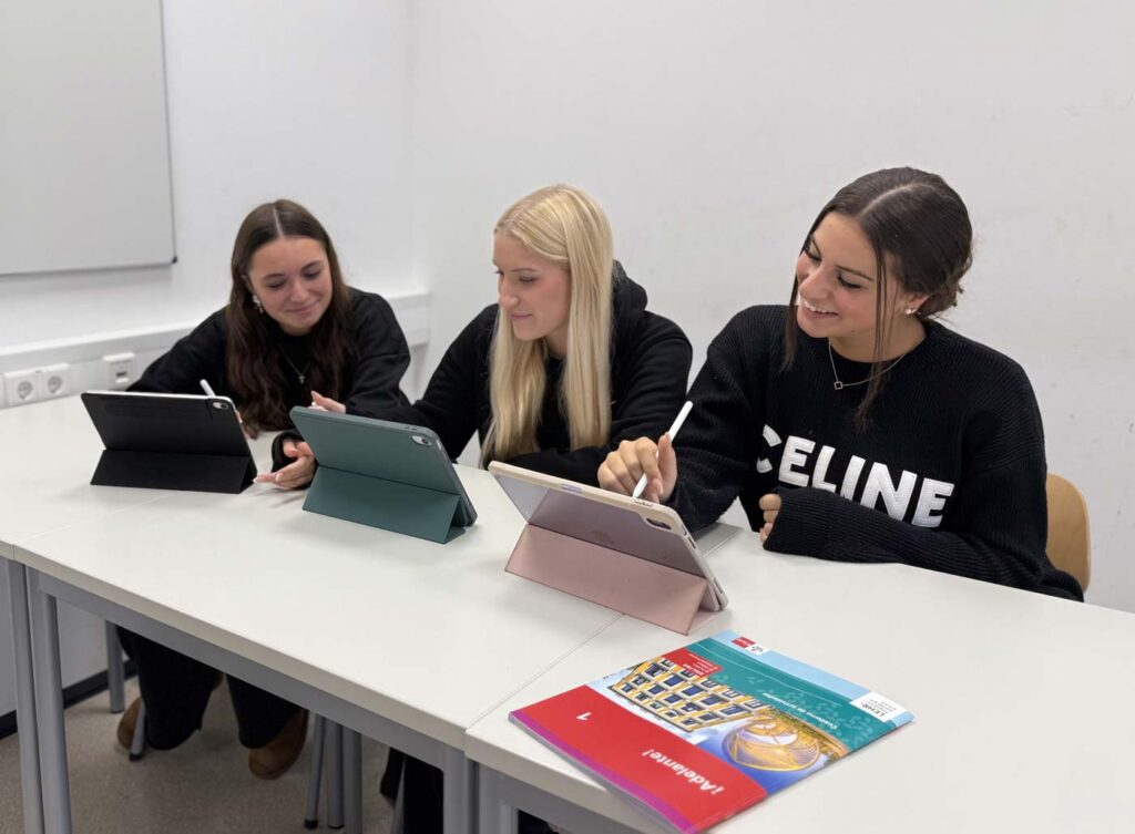 Schülern lernen mit dem iPad